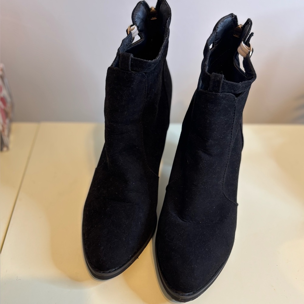 3for$15😍 Free Spirited Ankle Booties
